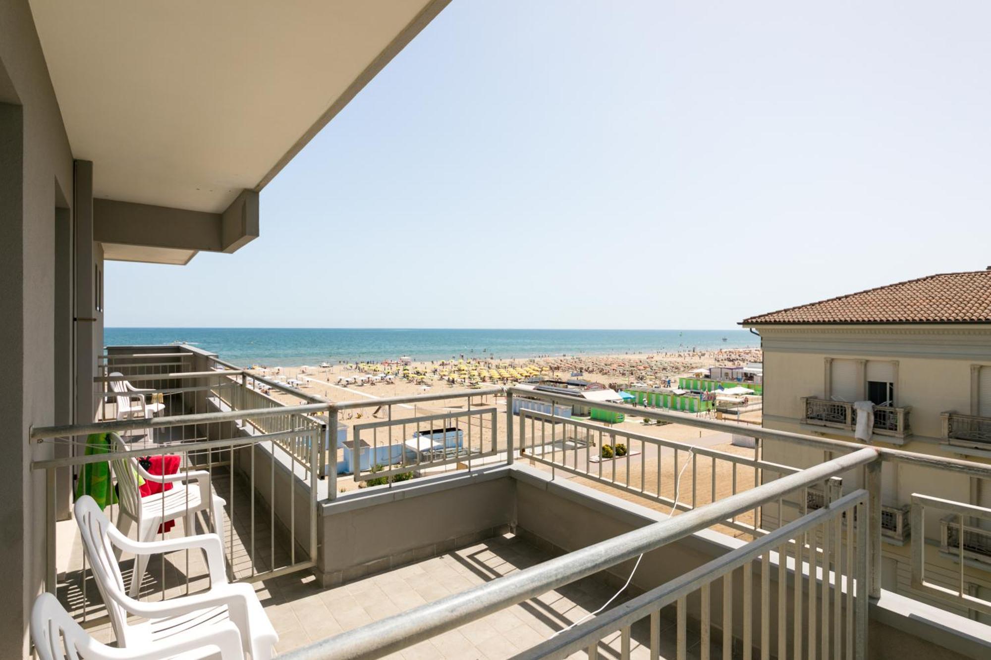 Hotel Giglio Rimini Exterior photo